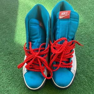 Nike WMN Layer Blazers